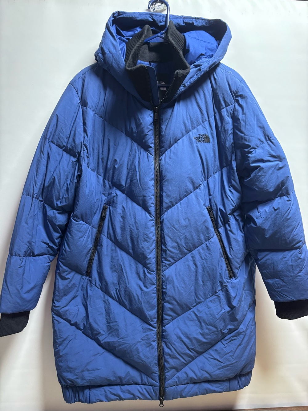 The North Face Women’s Royal Blue Hooded Puffer Coat